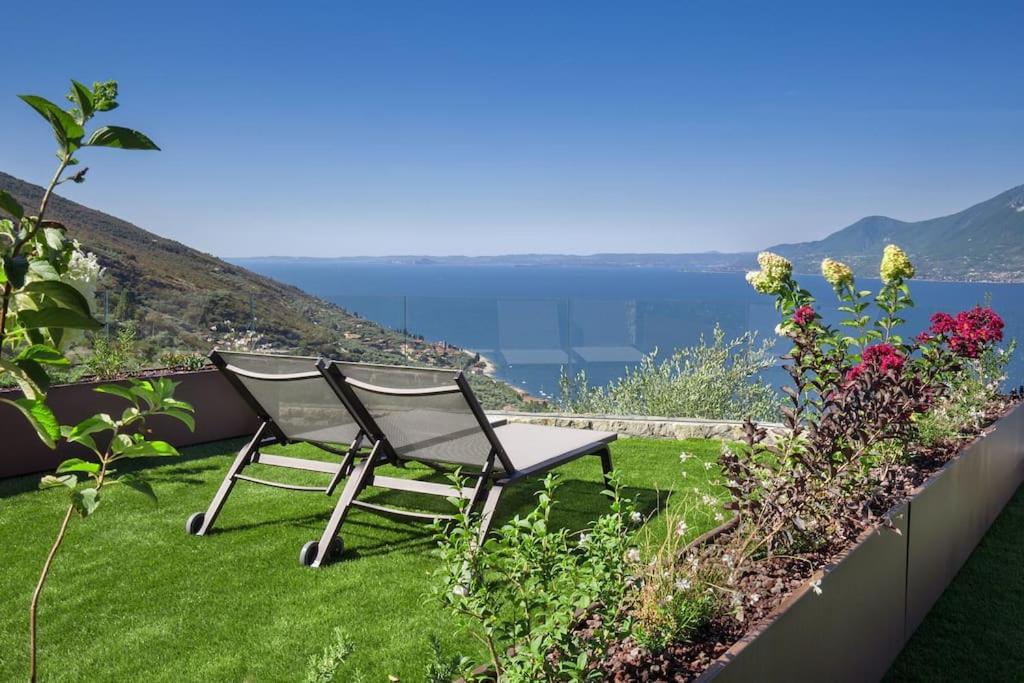 Villa Divina-Apt Armonia-Con Piscina E Vista Lago Castelletto Di Brenzone Exterior photo
